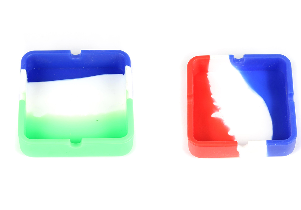1010_706silicone square ashtray