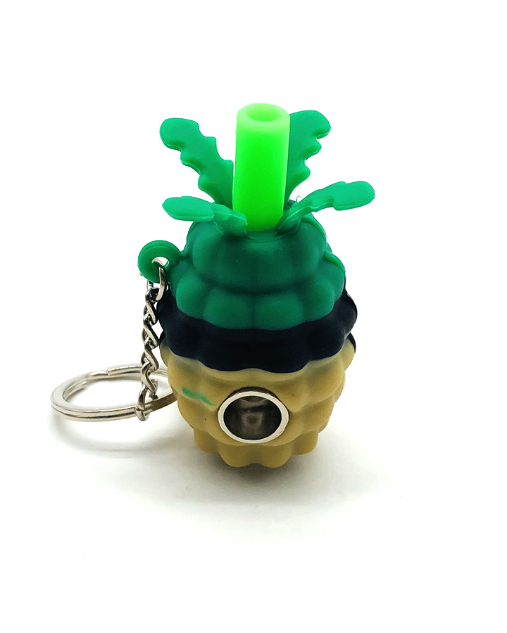 720_900-恢复的2Silicone Smoking Pipe Tobacco Cartoon Pinapple Keychain Weed Pipe New Smoking Accessories
