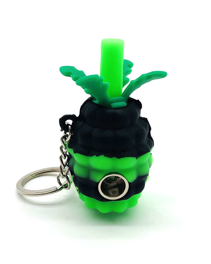 720_900-恢复的4Silicone Smoking Pipe Tobacco Cartoon Pinapple Keychain Weed Pipe New Smoking Accessories