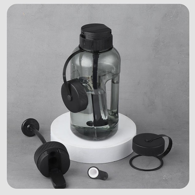 Water Bottle Bong Hookah Plastic Water Smoking Pipe Accessories OEM Custom