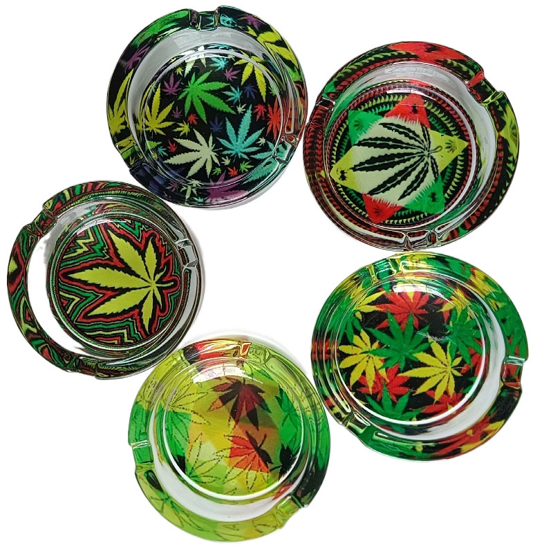 85mm Round Hemp Leaf Designs Glass Ashtray Custom Logo