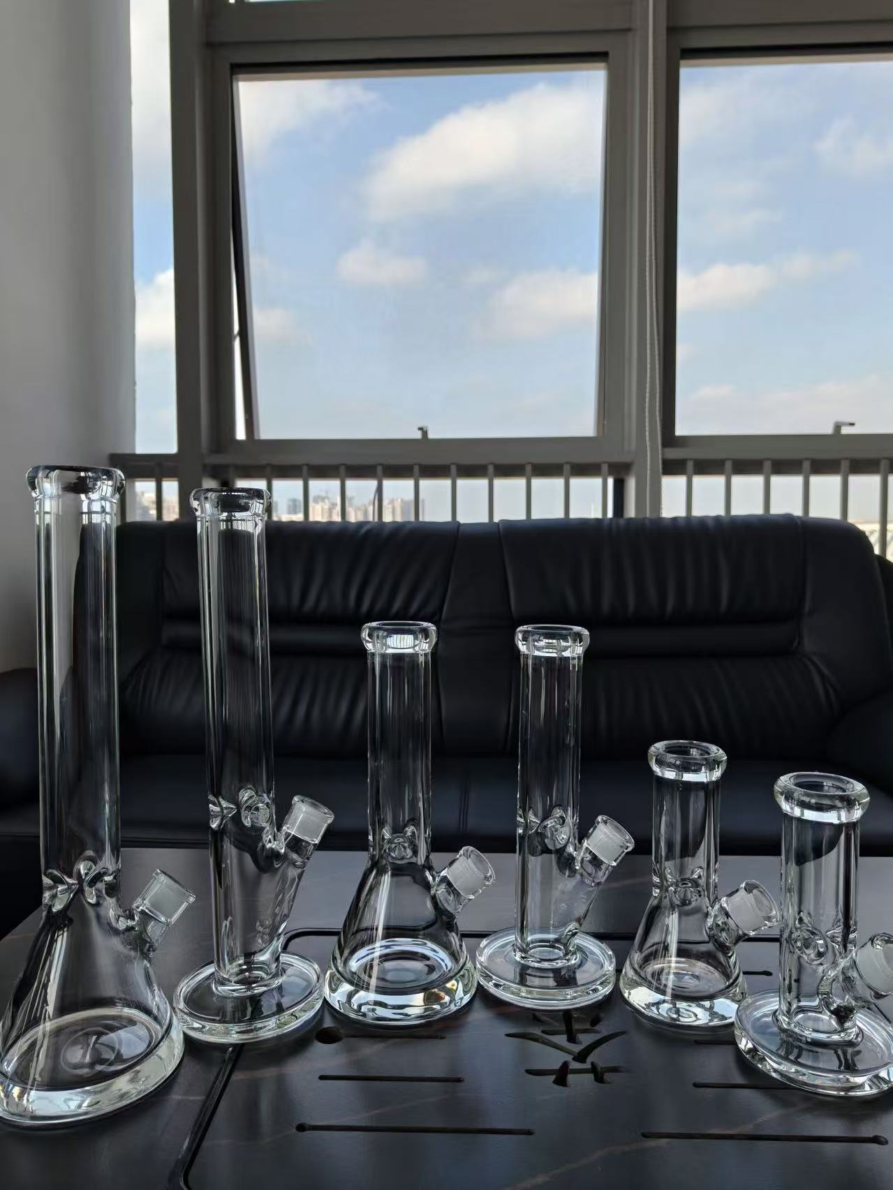 Why Do Glass Bongs Break So Easily (And How to Choose One That Won’t)